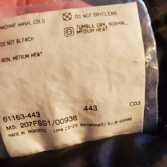 Thomas Burberry Grey & Black Quilted Bomber Jacket - Picture 15 of 16